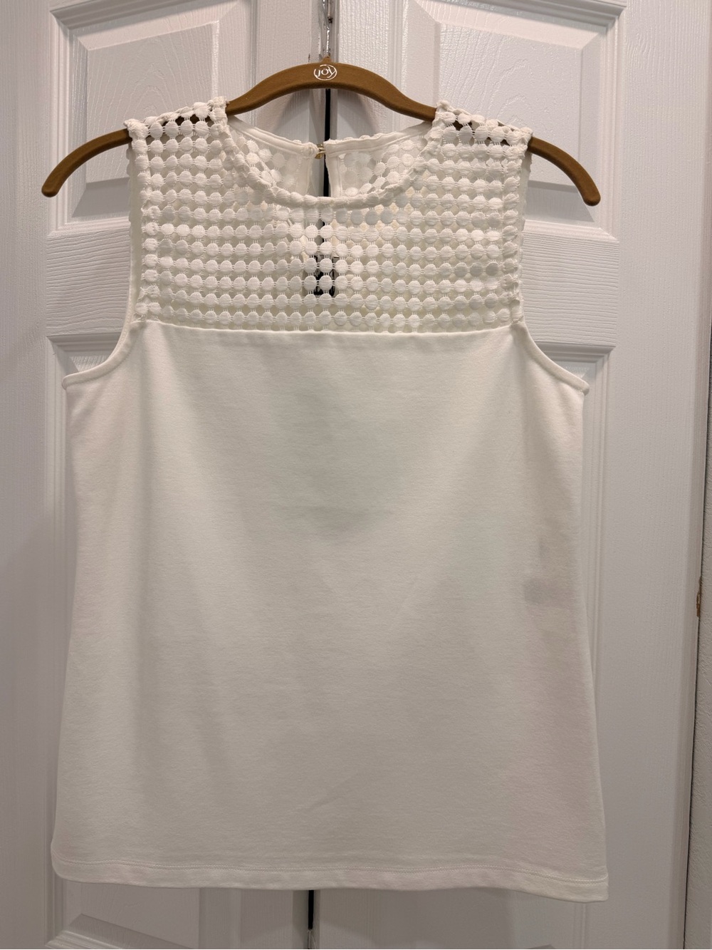 Anne Klein White Sleeveless Crochet Yoke Camisole